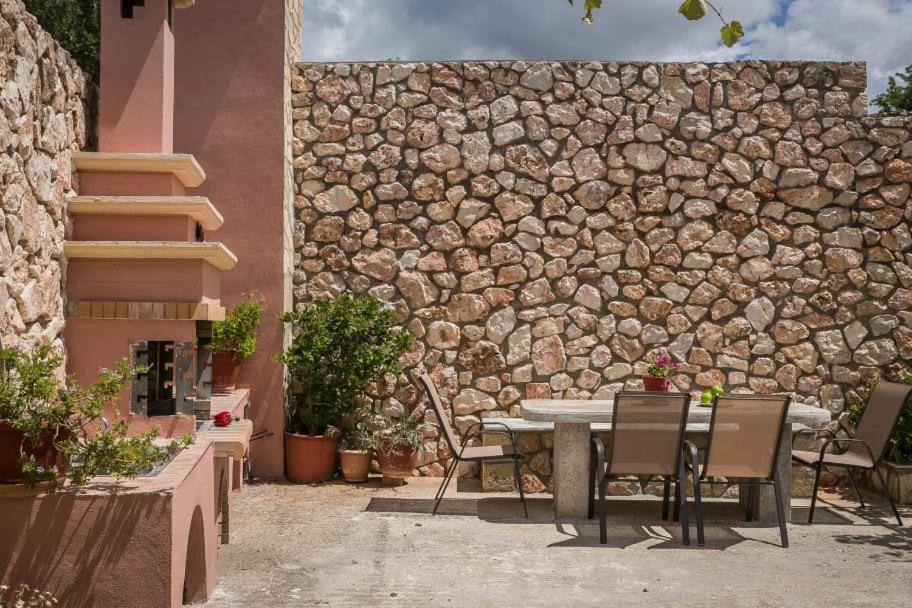 Апартаменты La Casa Di Lena Аргостолион Экстерьер фото