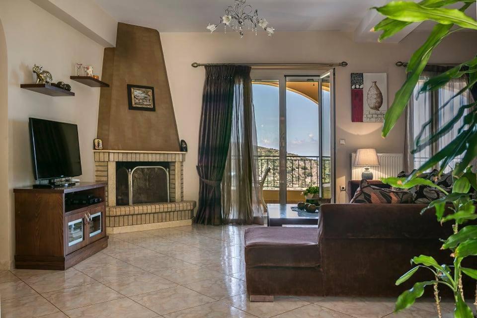 Апартаменты La Casa Di Lena Аргостолион Экстерьер фото